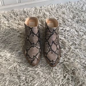 Dolce vita mules